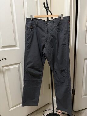 Kuhl Men's Slate Gray Utility Pants